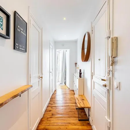 Cosy 2-bedroom In Montmartre Parigi